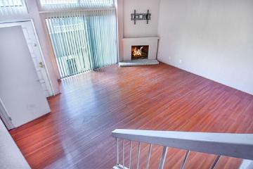 For sale: 3 Bed 3 Bath condo in Toluca Lake for $444,900