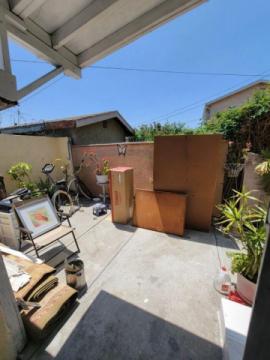 Home for sale 2 bed 1 ba in Los Angeles $470,000