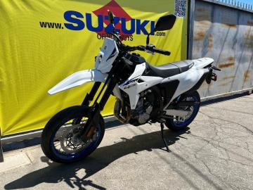 FOR SALE: 2025 Suzuki DR-Z4SM Supermoto - Like New!